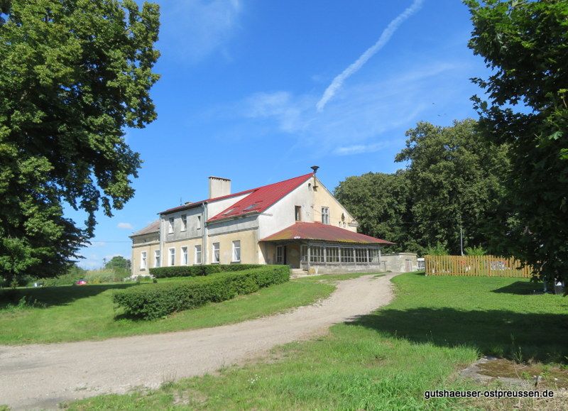 Blick von der Auffahrt